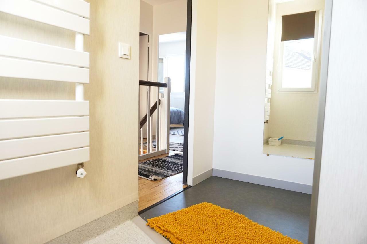 Willa Location Maison Le Mans - Parking Gratuit - Cemima Zewnętrze zdjęcie